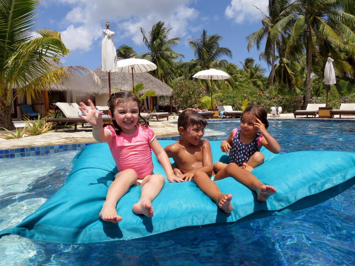 T-Land Resort Nembrala Εξωτερικό φωτογραφία